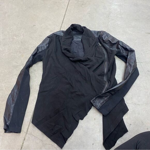 Blank NYC Asymmetrical Zip Up Faux Leather Jacket Size Small - Picture 1 of 4